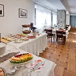 Urocza Art Couette-café