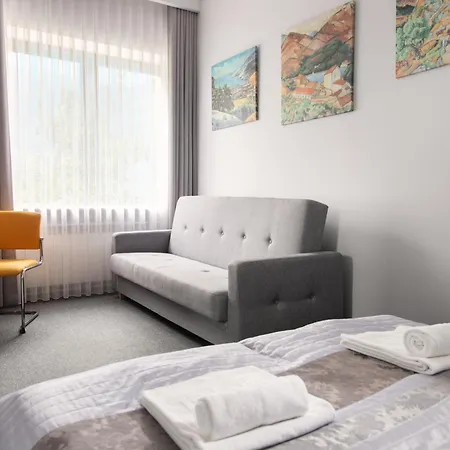 Bed & Breakfast Urocza Art Pensjonat Krynica Zdroj